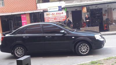 Chevrolet Optra • 2006 • 196,000 km