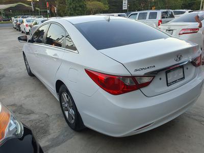 Hyundai Sonata • 2014 • 1,000 km