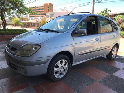 Renault Scénic • 2007 • 1 km