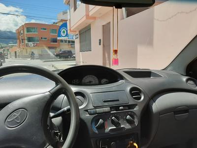 Toyota Yaris • 2004 • 208,432 km