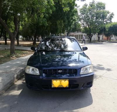 Hyundai Accent • 2001 • 165,000 km