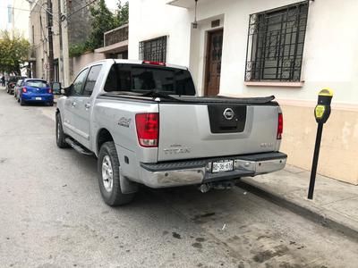 Nissan Pickup • 2006 • 170,000 km