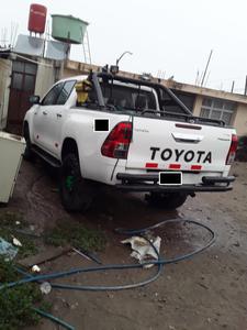 Toyota Hilux • 2016 • 101 km