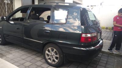 Kia Carens • 2006 • 207,000 km