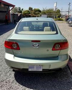 Mazda 3 • 2004 • 100 km