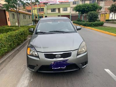Kia Rio • 2009 • 102,000 km