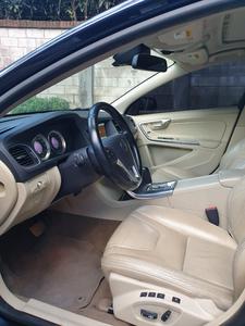 Volvo S60 • 2012 • 143,000 km