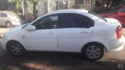 Hyundai Accent • 2008 • 200 km