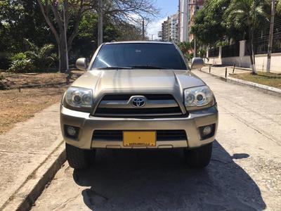 Toyota 4 Runner Limited • 2007 • 245,200 km