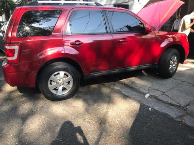 Ford Escape • 2011 • 2 km