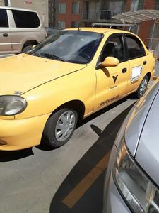 Daewoo Lanos • 2003 • 400,000 km
