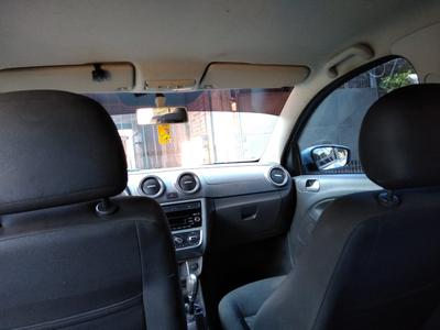 Volkswagen Gol • 2015 • 90,000 km