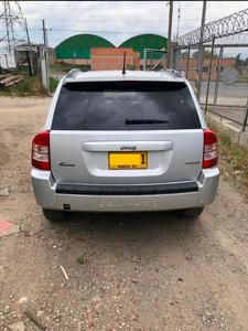 Jeep Compass • 2010 • 98,000 km