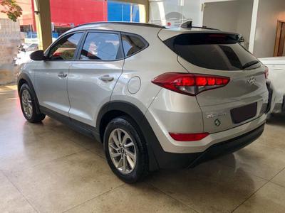 Hyundai Tucson • 2018 • 59,900 km