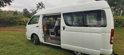 Toyota Hiace Van • 2010 • 100,000 km