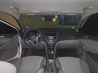Hyundai Accent • 2012 • 80,000 km