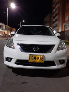 Nissan Versa • 2013 • 148,000 km