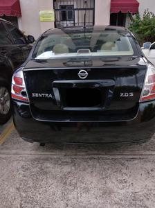 Nissan Sentra 2.0 • 2007 • 104,000 km