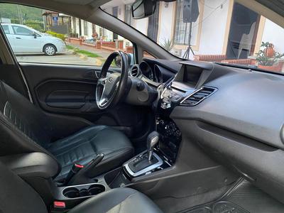 Ford Fiesta • 2015 • 106,000 km