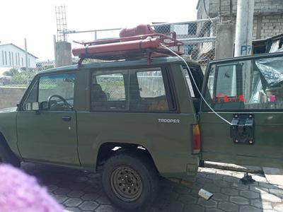 Isuzu MU-X • 1991 • 389,000 km