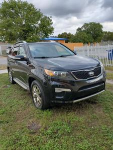 Kia Sorento • 2012 • 235,000 km