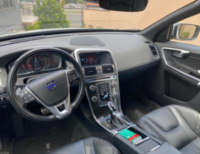 Volvo XC60 • 2015 • 73,000 km