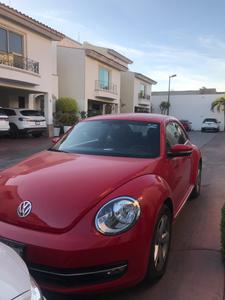 Volkswagen Beetle • 2016 • 17,000 km