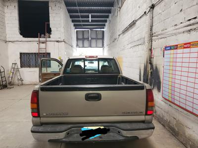 Chevrolet Silverado 2500 • 2000 • 394,900 km