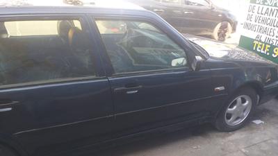 Volvo 240 • 1995 • 50,000 km