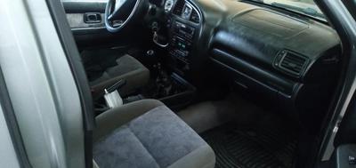 Nissan Pathfinder • 2002 • 200,000 km