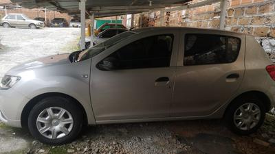 Renault Sandero • 2018 • 30,000 km