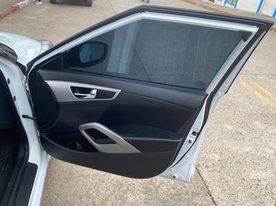 Hyundai Veloster • 2013 • 72,904 km