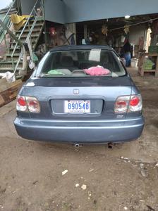 Honda Civic • 1998 • 180,000 km
