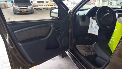 Renault Duster • 2013 • 90,000 km