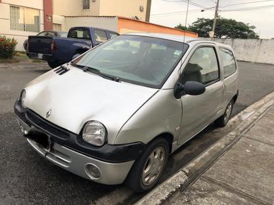 Renault Twingo • 2002 • 250,000 km