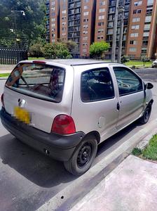 Renault Twingo • 2009 • 142,600 km