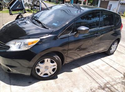 Nissan Versa • 2015 • 123,000 km