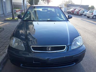 Honda Civic • 1997 • 206,000 km