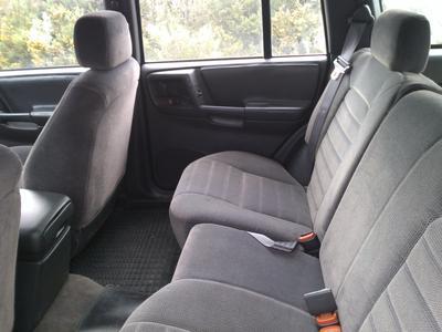 Jeep Grand Cherokee • 1996 • 153,000 km